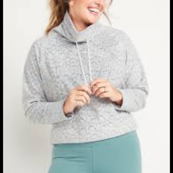Old Navy Active Cropped Microfleece Aminal Print Funnel Neck Pullover Sweatshirt - Picture 8 of 10